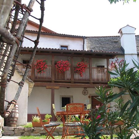 Pliskovica Youth Hostel ภายนอก รูปภาพ