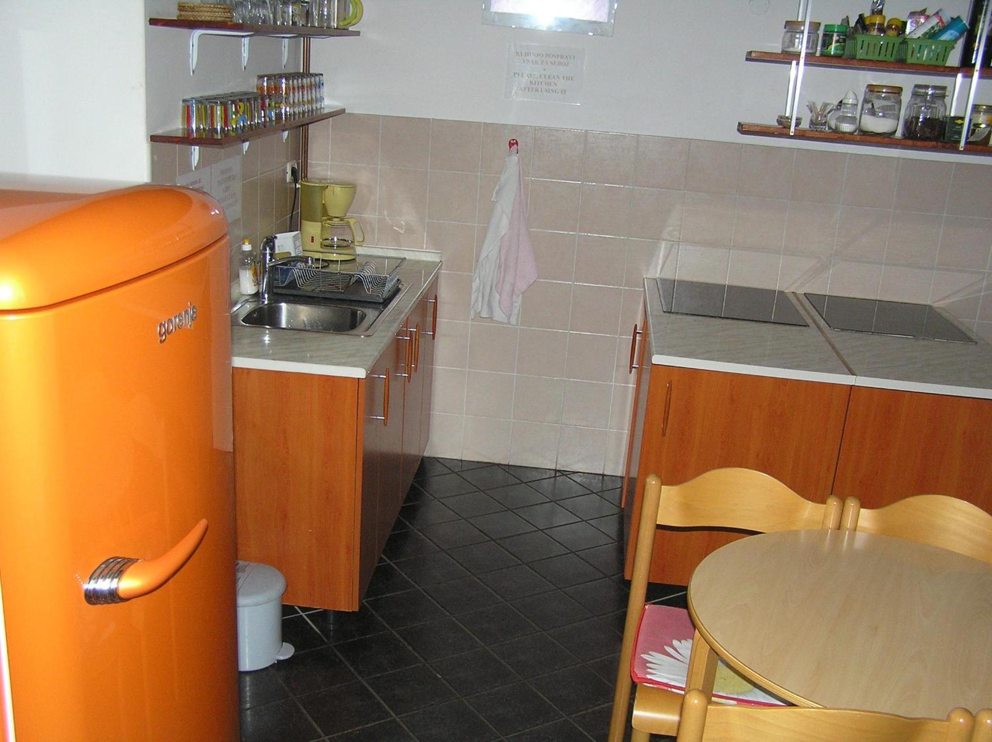 Pliskovica Youth Hostel ภายนอก รูปภาพ