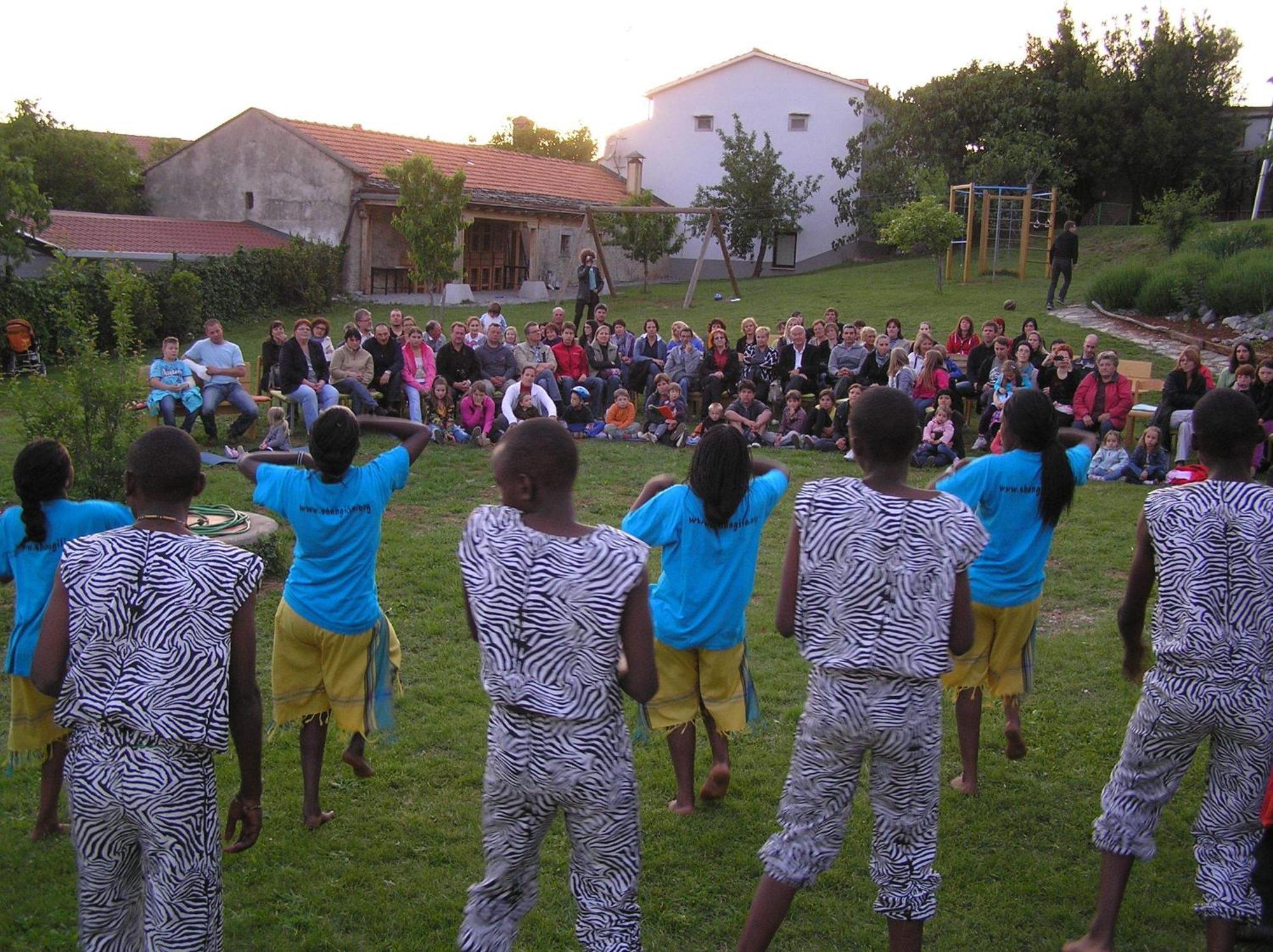 Pliskovica Youth Hostel ภายนอก รูปภาพ