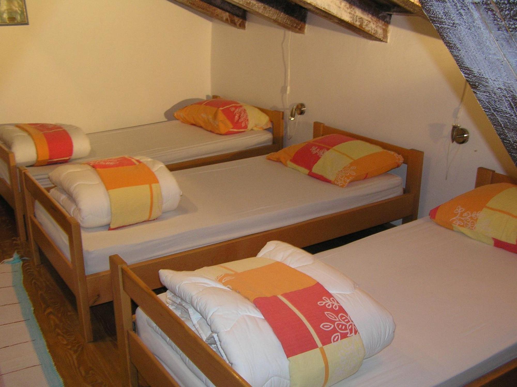 Pliskovica Youth Hostel ภายนอก รูปภาพ